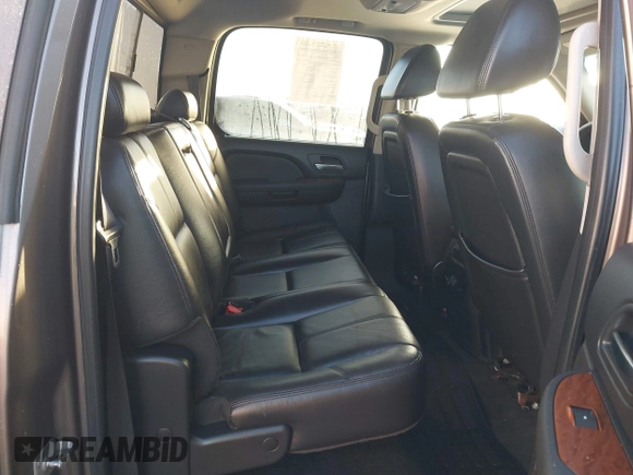2008 GMC Sierra 1500 SLE1 with VIN 2GTEK13M581217452, listed as a IAAI auction lot 41394439 with 156,004 mi miles. Bid and sale history available at carsss.com. Image 8.