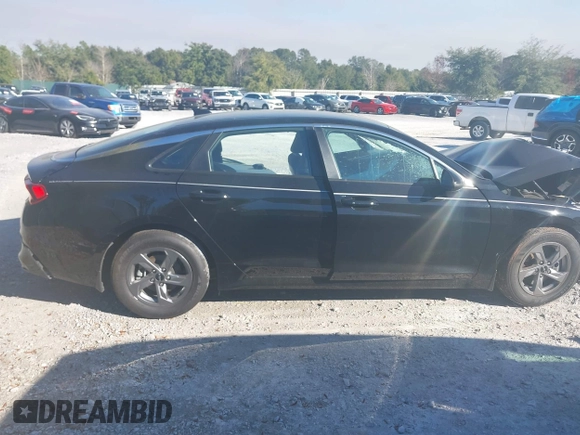 2024 Kia K5 LXS z VIN 5XXG14J25RG254155, wystawiony jako IAAI lot #41152091 z przebiegiem Nie podano mil oraz . Historia ofert i sprzedaży dostępna na DreamBid. Obrazek 12.