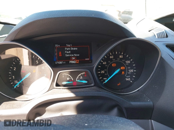 2017 Ford Escape SE with VIN 1FMCU0GD9HUE77231, listed as a IAAI auction lot 41776899 with 71,097 mi miles. Bid and sale history available at carsss.com. Image 7.