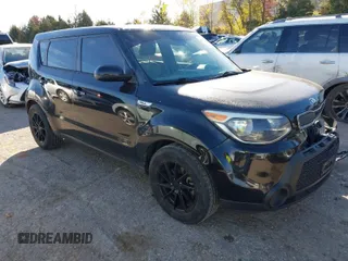 2015 Kia Soul with VIN KNDJN2A25F7235687, listed as a IAAI auction lot 40914048 with 173,310 mi miles. Bid and sale history available at carsss.com. Image 1.