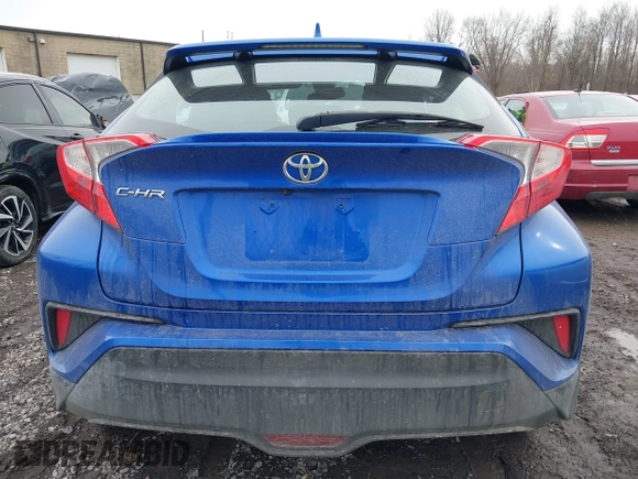 2018 Toyota C-HR XLE with VIN NMTKHMBXXJR001608, listed as a IAAI auction lot 41785723 with 138,047 mi miles. Bid and sale history available at carsss.com. Image 17.