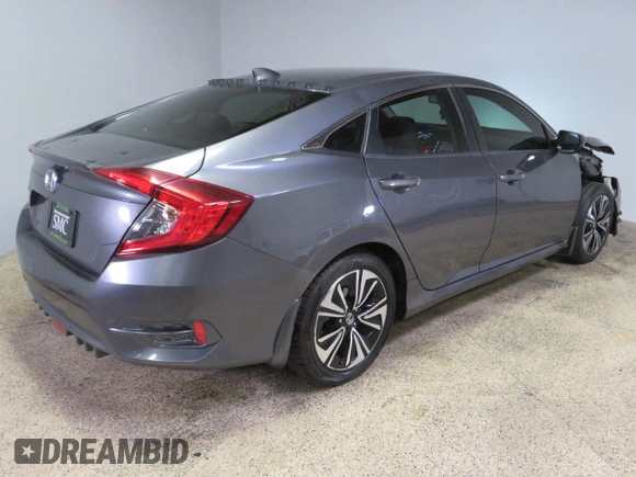 2017 Honda Civic Sedan EX-L with VIN 2HGFC1F70HH645185, listed as a Copart auction lot 81324164 with 132,384 mi miles and Clean Title. Bid and sale history available at carsss.com. Image 3.