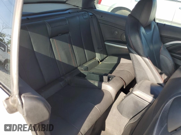 2015 BMW 4 Series 428i с VIN WBA3V5C51FP754038, выставлен на аукционе Copart как лот 59353475 с пробегом 88 120 миль миль и Списание • Salvage title. История ставок и продаж доступна на DreamBid. Изображение 10.