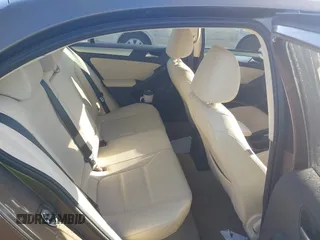 2012 Volkswagen Jetta TDI w/Premium с VIN 3VWLL7AJ7CM081288, выставлен на аукционе IAAI как лот 42263252 с пробегом 92 693 миль миль и . История ставок и продаж доступна на DreamBid. Изображение 8.