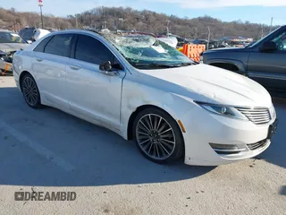 2016 Lincoln MKZ with VIN 3LN6L2J96GR622408, listed as a IAAI auction lot 41311160 with Not Provided miles. Bid and sale history available at carsss.com. Image 1.