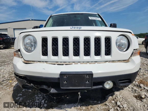 2015 Jeep Patriot High Altitude with VIN 1C4NJRFB5FD114125, listed as a Copart auction lot 62475615 with 104,438 mi miles and Salvage title. Bid and sale history available at DreamBid. Image 5.