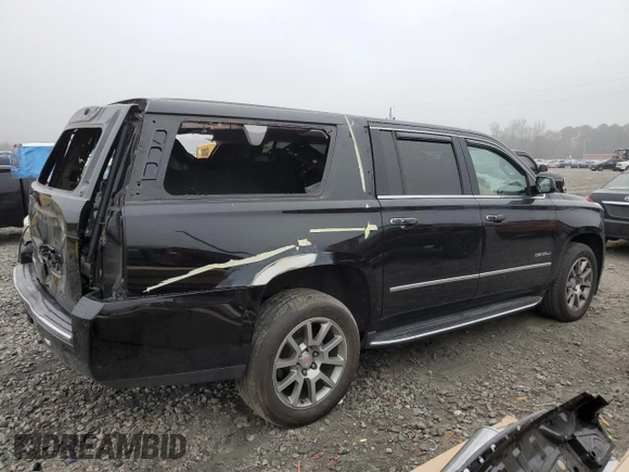 2020 GMC Yukon XL Denali with VIN 1GKS2HKJ7LR198247, listed as a Copart auction lot 43796095 with 89,557 mi miles and Salvage Title. Bid and sale history available at carsss.com. Image 3.