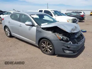 2012 Kia Optima LX with VIN 5XXGM4A7XCG063387, listed as a IAAI auction lot 42087129 with 180,585 mi miles and . Bid and sale history available at carsss.com. Image 1.