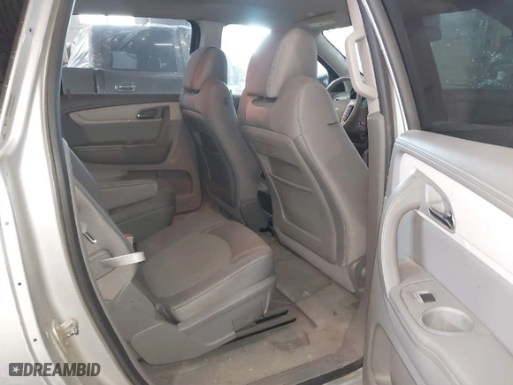 2015 Chevrolet Traverse LT with VIN 1GNKRGKD3FJ319541, listed as a IAAI auction lot 41592333 with 116,604 mi miles. Bid and sale history available at carsss.com. Image 8.