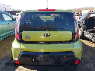 2015 Kia Soul with VIN KNDJN2A2XF7789632, listed as a IAAI auction lot 41547010 with 82,829 mi miles. Bid and sale history available at carsss.com. Image 16.