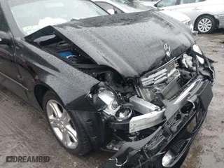 2006 Mercedes-Benz E-Class 3.5L with VIN WDBUF87J36X198455, listed as a IAAI auction lot 41810443 with 20,729 mi miles. Bid and sale history available at carsss.com. Image 6.
