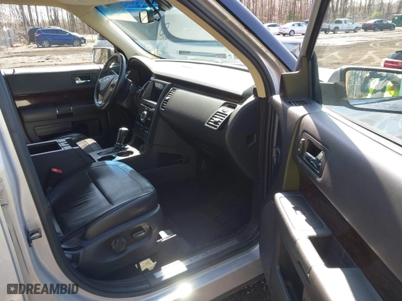 2017 Ford Flex Limited with VIN 2FMGK5D8XHBA02561, listed as a IAAI auction lot 41930255 with 166,465 mi miles. Bid and sale history available at carsss.com. Image 5.