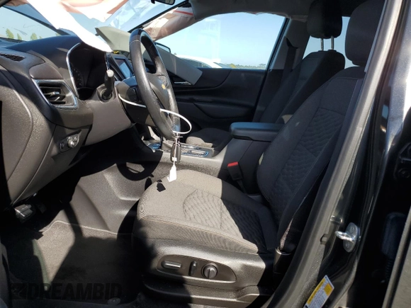 2021 Chevrolet Equinox LT z VIN 3GNAXKEV6ML360681, wystawiony jako Copart lot #56194385 z przebiegiem 63 042 mil mil oraz Szkoda całkowita • Salvage title. Historia ofert i sprzedaży dostępna na DreamBid. Obrazek 7.