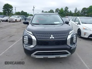 2024 Mitsubishi Outlander SE z VIN JA4J4VA86RZ039124, wystawiony jako IAAI lot #42374808 z przebiegiem 38 484 mil mil oraz . Historia ofert i sprzedaży dostępna na DreamBid. Obrazek 12.