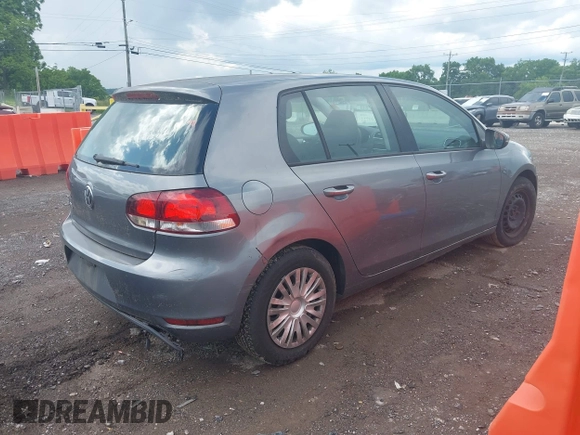 2013 Volkswagen Golf с VIN WVWDA7AJ7DW118242, выставлен на аукционе IAAI как лот 42249723 с пробегом 217 155 миль миль и . История ставок и продаж доступна на DreamBid. Изображение 4.