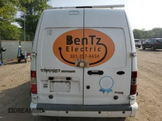 2013 Ford Transit Connect XLT z VIN NM0LS7BN1DT131688, wystawiony jako Copart lot #59940975 z przebiegiem 134 422 mil mil oraz Czysty tytuł • Clean title. Historia ofert i sprzedaży dostępna na DreamBid. Obrazek 10.