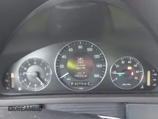 2007 Mercedes-Benz CLK 5.5L with VIN WDBTK72F57T081022, listed as a IAAI auction lot 41572811 with 82,776 mi miles. Bid and sale history available at carsss.com. Image 7.