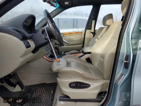 2003 BMW X5 3.0i with VIN 5UXFA53573LV74706, listed as a Copart auction lot 82641044 with 141,589 mi miles and Salvage Title. Bid and sale history available at carsss.com. Image 7.