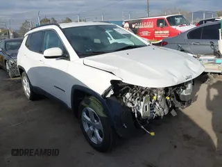 2019 Jeep Compass Latitude with VIN 3C4NJCBB2KT743820, listed as a IAAI auction lot 41692314 with 50,030 mi miles. Bid and sale history available at carsss.com. Image 1.