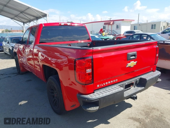 2015 Chevrolet Silverado 1500 LT with VIN 1GCRCREH5FZ260108, listed as a IAAI auction lot 41907415 with 115,089 mi miles. Bid and sale history available at carsss.com. Image 3.