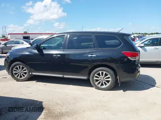 2015 Nissan Pathfinder SV with VIN 5N1AR2MN2FC642105, listed as a IAAI auction lot 42580343 with 228,957 mi miles and . Bid and sale history available at DreamBid. Image 14.