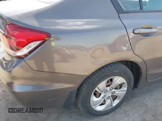 2014 Honda Civic LX z VIN 2HGFB2F53EH526307, wystawiony jako IAAI lot #42040139 z przebiegiem 75 780 mil mil oraz . Historia ofert i sprzedaży dostępna na DreamBid. Obrazek 6.