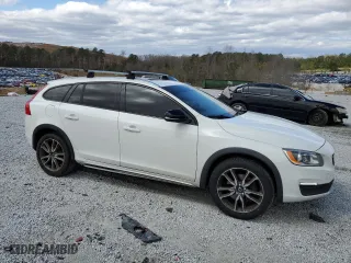 2016 Volvo V60 Cross Country T5 with VIN YV4612HK2G1004819, listed as a Copart auction lot 49656705 with 90,735 mi miles and Salvage Title. Bid and sale history available at carsss.com. Image 4.