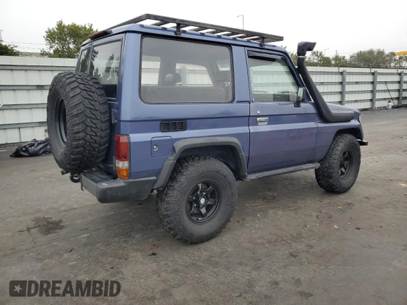 1995 Toyota Land Cruiser z VIN RJ700008084, wystawiony jako Copart lot #42412845 z przebiegiem 115 152 mil mil oraz Szkoda całkowita • Salvage title. Historia ofert i sprzedaży dostępna na DreamBid. Obrazek 3.