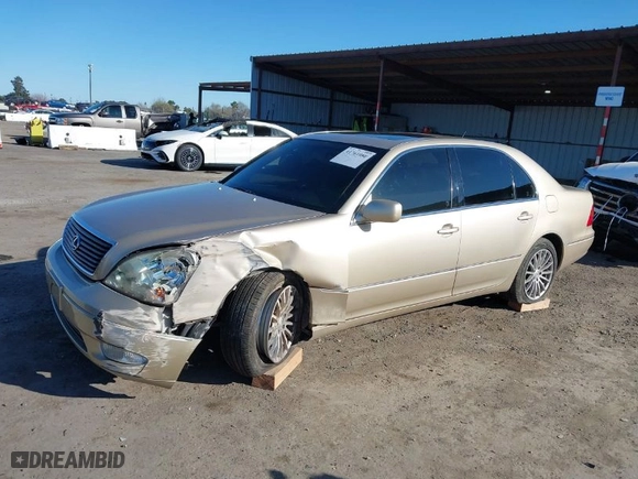 2003 Lexus LS 430 with VIN JTHBN30F830100401, listed as a IAAI auction lot 41761080 with 194,169 mi miles. Bid and sale history available at carsss.com. Image 2.