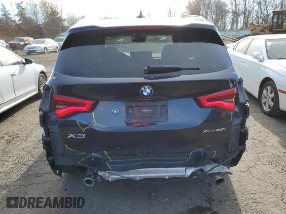 2018 BMW X3 xDrive30i with VIN 5UXTR9C59JLD90032, listed as a Copart auction lot 86059584 with 44,580 mi miles and Salvage Title. Bid and sale history available at carsss.com. Image 6.