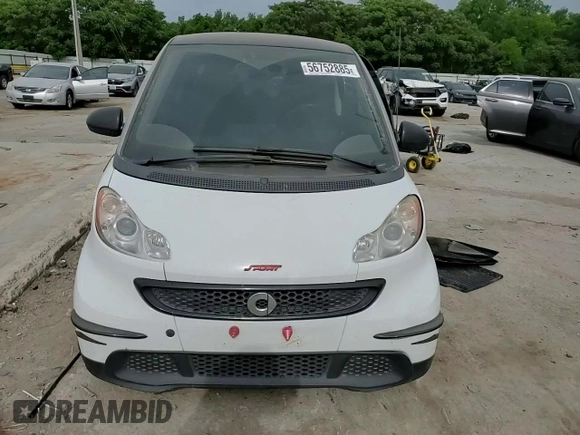 2013 Smart fortwo Pure с VIN WMEEJ3BA9DK618746, выставлен на аукционе Copart как лот 56752885 с пробегом 80 293 миль миль и Списание • Salvage title. История ставок и продаж доступна на DreamBid. Изображение 13.