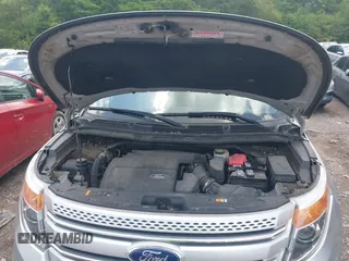 2014 Ford Explorer XLT with VIN 1FM5K8D84EGA21359, listed as a IAAI auction lot 42166860 with 191,004 mi miles and . Bid and sale history available at carsss.com. Image 10.