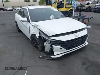 2023 Hyundai Elantra Blue z VIN KMHLM4AJXPU077943, wystawiony jako IAAI lot #42339177 z przebiegiem 48 827 mil mil oraz . Historia ofert i sprzedaży dostępna na DreamBid. Obrazek 1.