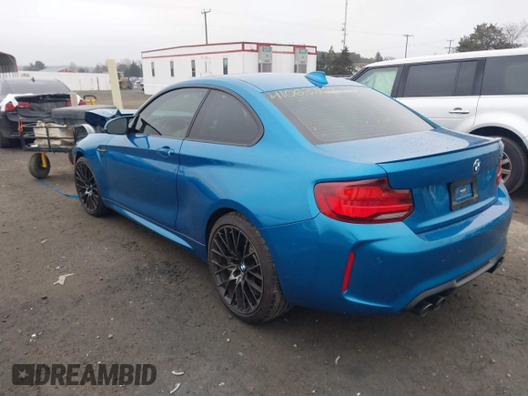 2021 BMW M2 Competition z VIN WBS2U7C02M7H63454, wystawiony jako IAAI lot #41063808 z przebiegiem 15 047 mil mil oraz . Historia ofert i sprzedaży dostępna na DreamBid. Obrazek 3.