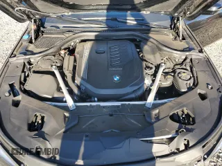 2022 BMW 8 Series 840i with VIN WBADZ2C09NCK14678, listed as a Copart auction lot 80243324 with 0 mi miles and Salvage Title. Bid and sale history available at carsss.com. Image 12.
