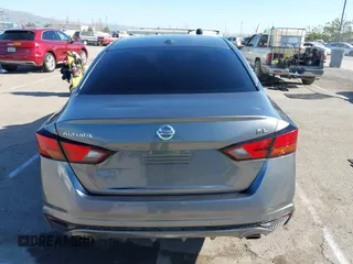 2020 Nissan Altima 2.5 SL with VIN 1N4BL4EV3LC142122, listed as a IAAI auction lot 41648381 with 55,265 mi miles. Bid and sale history available at carsss.com. Image 16.