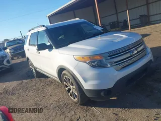 2014 Ford Explorer with VIN 1FM5K8B88EGB87547, listed as a IAAI auction lot 41285521 with 152,889 mi miles and . Bid and sale history available at carsss.com. Image 1.