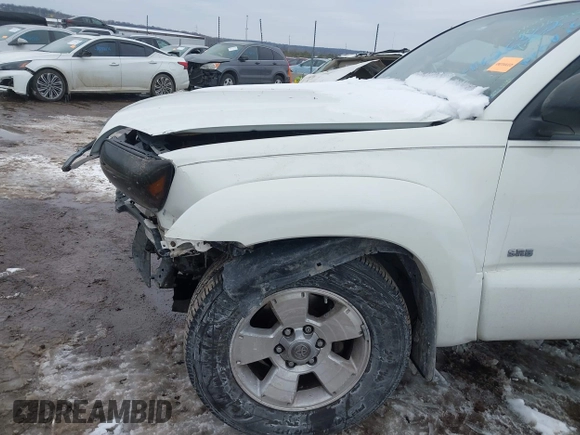 2008 Toyota 4Runner SR5 with VIN JTEZU14R58K015907, listed as a IAAI auction lot 41626302 with 249,278 mi miles. Bid and sale history available at carsss.com. Image 6.