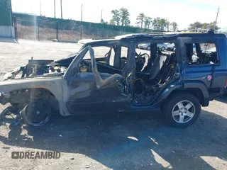 2009 Jeep Commander Sport с VIN 1J8HG48K09C536785, выставлен на аукционе IAAI как лот 41739018 с пробегом 117 100 миль миль и . История ставок и продаж доступна на DreamBid. Изображение 13.