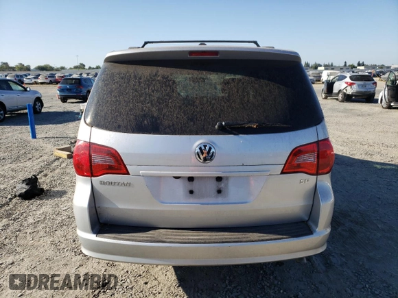 2011 Volkswagen Routan SE with VIN 2V4RW3DG3BR766608, listed as a Copart auction lot 67268015 with 144,329 mi miles and Clean title. Bid and sale history available at DreamBid. Image 6.