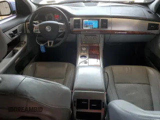 2009 Jaguar XF Premium Luxury z VIN SAJWA06B29HR00589, wystawiony jako Copart lot #60421535 z przebiegiem 163 525 mil mil oraz Czysty tytuł • Clean title. Historia ofert i sprzedaży dostępna na DreamBid. Obrazek 8.