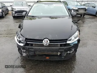 2017 Volkswagen Golf S z VIN 3VWC17AU0HM528910, wystawiony jako Copart lot #55640795 z przebiegiem 67 837 mil mil oraz Szkoda całkowita • Salvage title. Historia ofert i sprzedaży dostępna na DreamBid. Obrazek 5.
