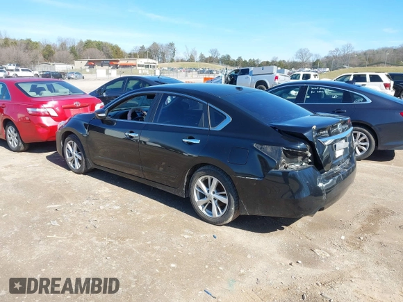 2015 Nissan Altima SV with VIN 1N4AL3AP2FC120162, listed as a IAAI auction lot 41576233 with 244,820 mi miles and . Bid and sale history available at carsss.com. Image 3.