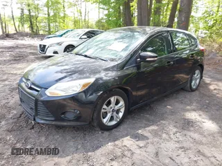 2014 Ford Focus SE with VIN 1FADP3K25EL425738, listed as a IAAI auction lot 42127245 with 161,163 mi miles. Bid and sale history available at carsss.com. Image 2.