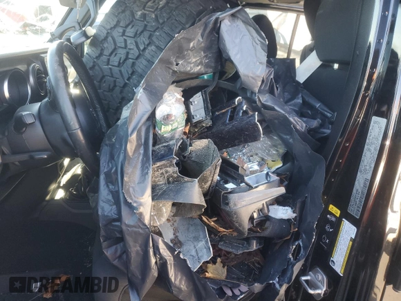 2022 Jeep Wrangler Unlimited Sport with VIN 1C4HJXDG6NW144897, listed as a Copart auction lot 83474284 with Not Provided miles and Salvage Title. Bid and sale history available at DreamBid. Image 13.