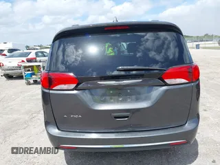 2017 Chrysler Pacifica Touring L z VIN 2C4RC1BG9HR613024, wystawiony jako IAAI lot #42112148 z przebiegiem 125 898 mil mil oraz . Historia ofert i sprzedaży dostępna na DreamBid. Obrazek 16.