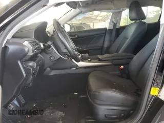 2020 Lexus IS 300 with VIN JTHDA1D20L5104512, listed as a Copart auction lot 66060184 with 39,719 mi miles and Salvage title. Bid and sale history available at DreamBid. Image 7.