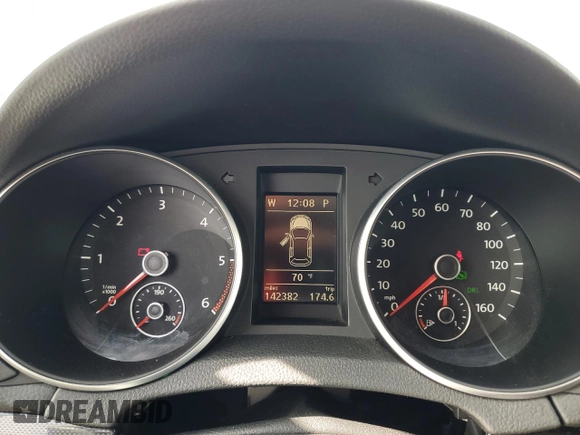 2012 Volkswagen Jetta TDI w/Sunroof & Nav with VIN 3VWPL7AJ6CM664694, listed as a Copart auction lot 83121624 with 142,382 mi miles and Clean title. Bid and sale history available at DreamBid. Image 9.
