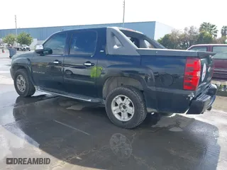 2007 Chevrolet Avalanche LT w/1LT with VIN 3GNEC12027G305318, listed as a IAAI auction lot 41825728 with 190,558 mi miles. Bid and sale history available at carsss.com. Image 3.