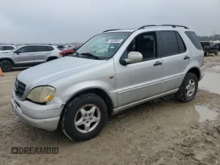 2000 Mercedes-Benz M-Class with VIN 4JGAB54E8YA214902, listed as a Copart auction lot 46238825 with 0 mi miles and Salvage Title. Bid and sale history available at carsss.com. Image 1.